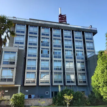 Someso Turisticos アパートホテル ア・コルーニャ