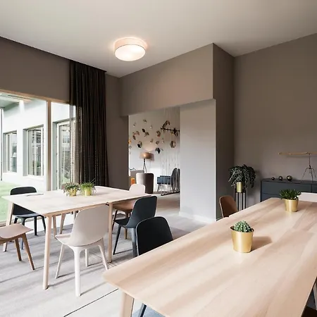 Someso Turisticos 3* A Coruña