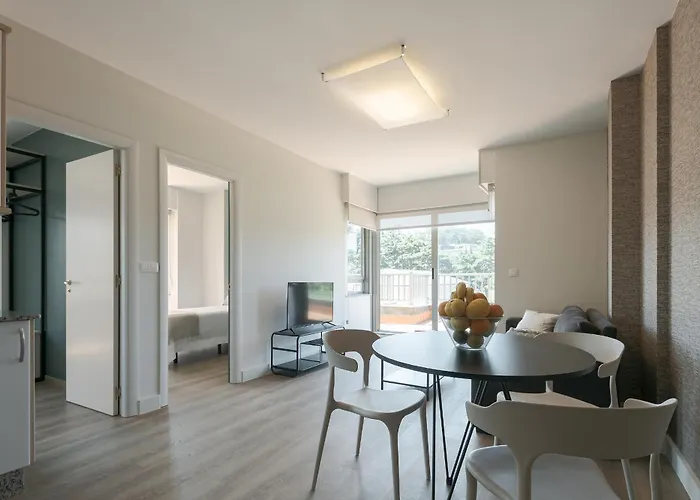 Someso Turisticos Aparthotel A Coruna